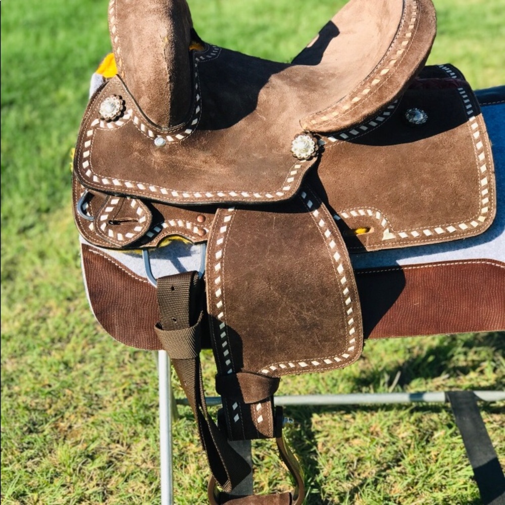 Brand new Buck stich chocolate saddle with hard seat